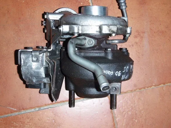 Turbo BMW 5 2.5 525d E60 E61 177CV OEM 7791709 image 2