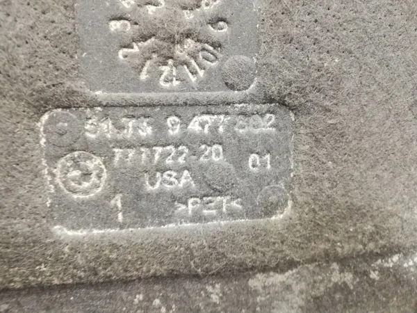 BMW OEM 9477802 Cubierta Inferior Derecha - Usado image 3