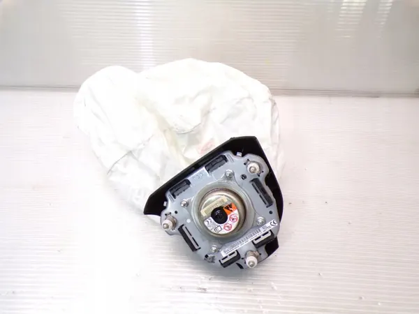 Airbag conducteur OEM 48150-62R20 pour Suzuki Ignis III image 3