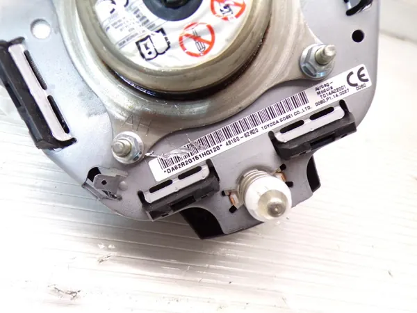 Airbag conducteur OEM 48150-62R20 pour Suzuki Ignis III image 4