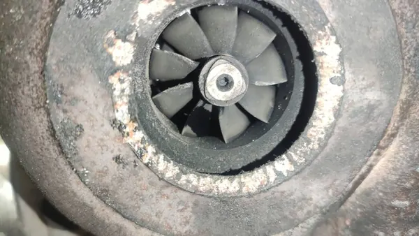 Turbocompresor Alfa Romeo GT 147 156 Lift 1.9 JTD 16V image 3