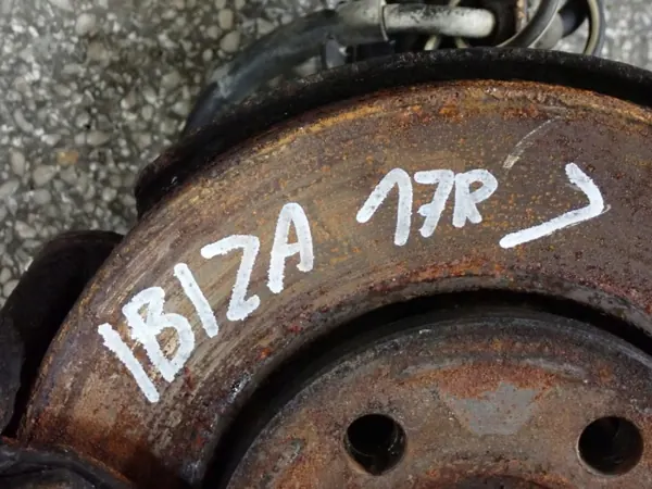 Mangueta izquierda OEM 6R0413031C para VW Polo image 9