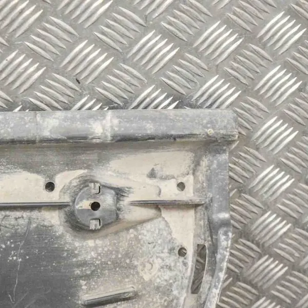 Höger underredsskydd VW POLO (6R, 6C) 6Q0825202M image 4