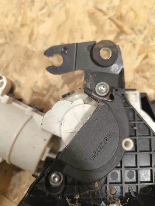 Tensor de porta-malas OEM Dociag klapy para Peugeot image 3