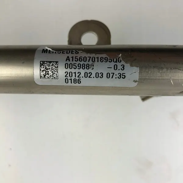 Brandstofrail Mercedes V8 AMG 6.2 C63 6.3 E63 image 3