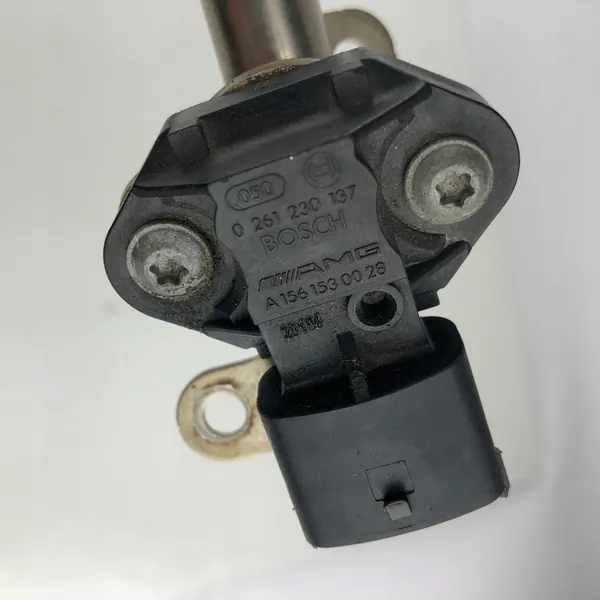 Brandstofrail Mercedes V8 AMG 6.2 C63 6.3 E63 image 4