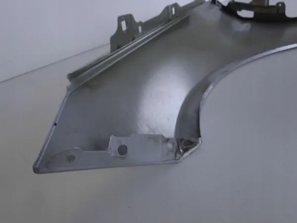 Mercedes-Benz Främre Höger Skärm A2078800218 image 7