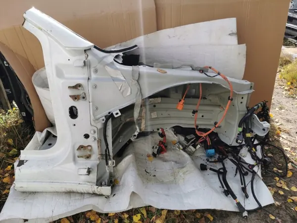 Tesla Model 3 2019 voor rechter spatbord OEM 176162 image 2