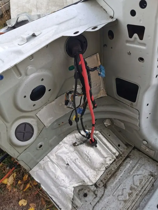 Tesla Model 3 2019 voor rechter spatbord OEM 176162 image 4