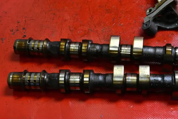 Cabeza de motor 55559340 Opel Astra 3 III H 1.6 16V image 10