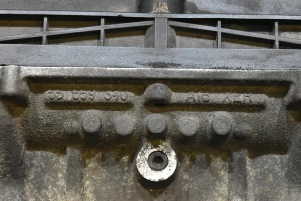 Cabeza de motor 55559340 Opel Astra 3 III H 1.6 16V image 8