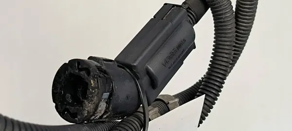 Manguera AdBlue usada OEM 7005214800 Skoda Octavia IV image 3