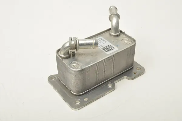 Refroidisseur d'huile moteur OEM 31439996 Volvo XC40 image 3
