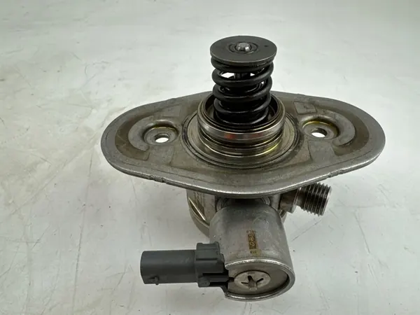 BMW Hoge Druk Pomp 8604229 image 6