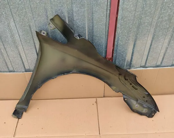 Parafango anteriore sinistro Toyota Avensis T27 2008-2015 image 6