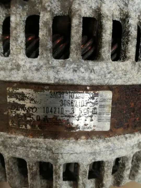 VOLVO V50 S40 II C30 C70 2.4B Vaihtovirtageneraattori OEM 30667103 image 3