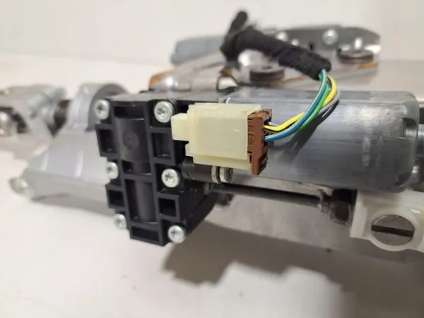 Peça direção BMW OE 6894882 - Usado image 8