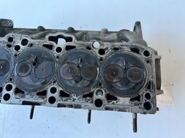 Culasse Moteur OEM 038103373R pour VW Passat B6 image 3