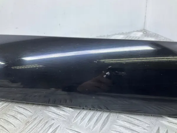 Skoda Yeti etutuuletinauha OEM 5L0853264 image 4
