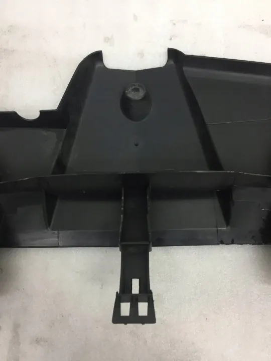 Mercedes C W204 ylävyöpeite OEM A2048174920 image 5
