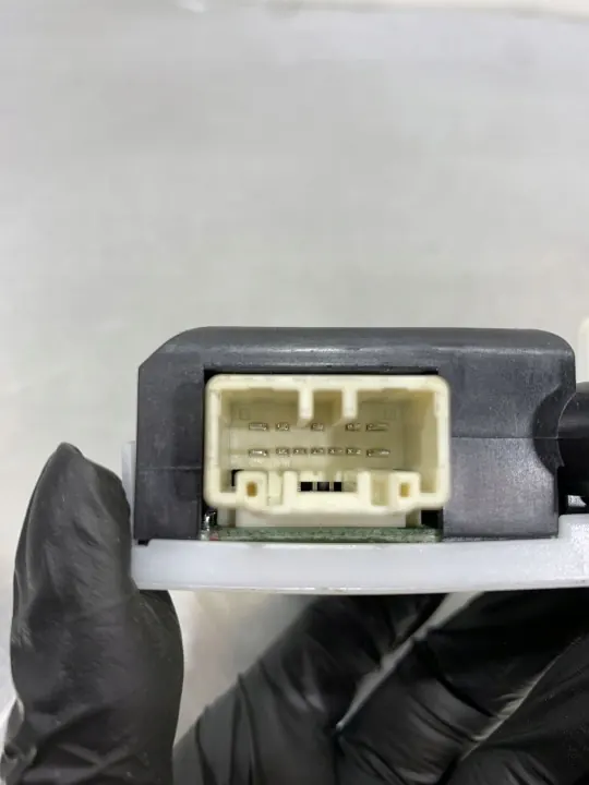 Subaru OE Schiebedachmotor OEM 47170110140 - Gebraucht image 3