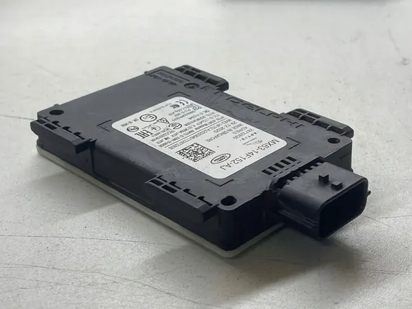 RADARSENSOR ACC DISTRONIC JAGUAR LAND ROVER image 3