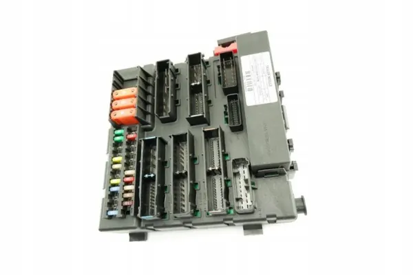 Módulo de caixa de fusíveis Opel Signum 2004 OEM 13189923 image 4