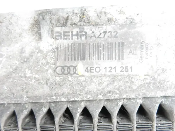 AUDI A8 D3 II LIFT 3.0 TDI V6 CHŁODNICA WODY 4E0121251 image 3