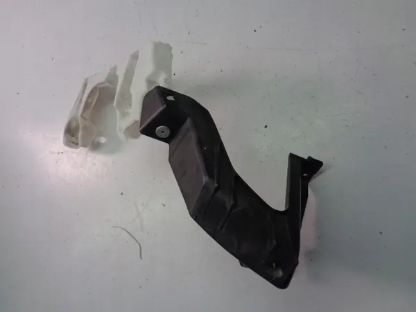 Deslizamento de para-choque traseiro esquerdo Renault Megane IV HB 2020 image 2