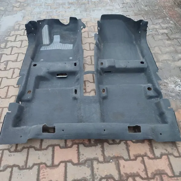 Etulattiamatto OEM 749026067R Dacia Joggerille image 2