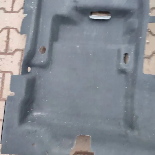 Etulattiamatto OEM 749026067R Dacia Joggerille image 4