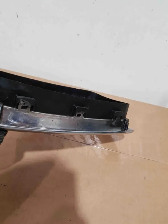 BMW 7 E38 Nerka Oryginał 51 13 8 125 811 image 4