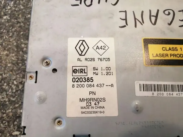 Renault CD-wisselaar OEM 8200084437 voor Megane II image 3
