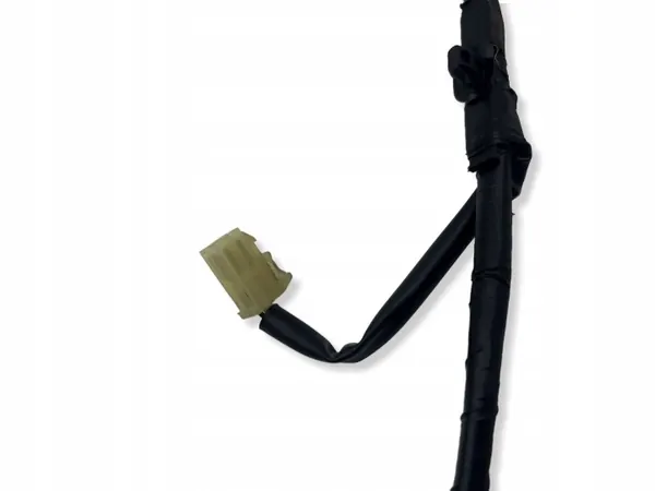 Cableado de maletero Toyota GT86 OEM 81811CA020 image 3