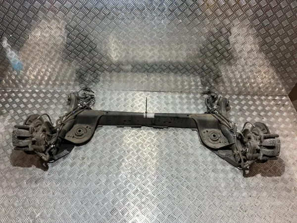 Hinterachsschwinge OEM PU25481 für Renault Clio V image 2
