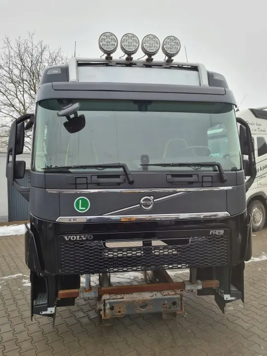 Cabine complète VOLVO FH 16 EURO 6 - Modèle 2018 d'occasion image 3