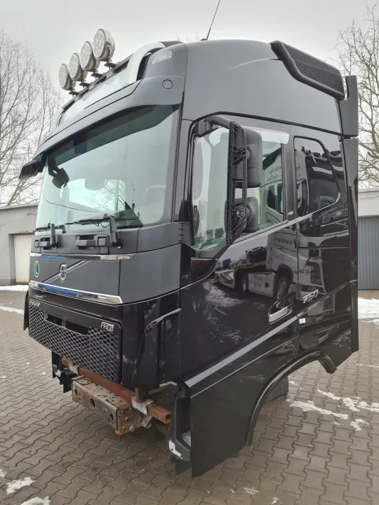 Cabine complète VOLVO FH 16 EURO 6 - Modèle 2018 d'occasion image 4