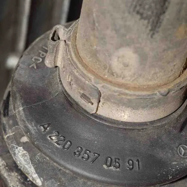 Eixo Traseiro Esquerdo Mercedes-Benz GLE (W166) A2203570591 image 5