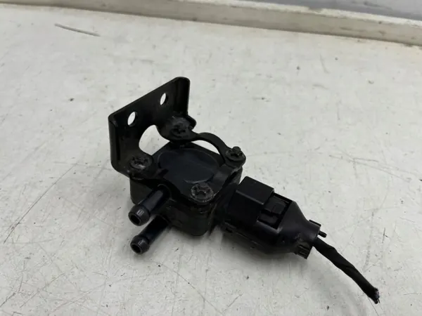 Sensor de pressão Hyundai Sonata V NF 05-10 OEM 39210-27450 image 3