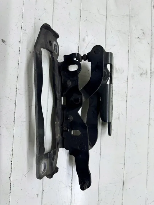 MERCEDES W204 C-Class Hood Hinges Left Right A2048800828 A2048800728 image 2