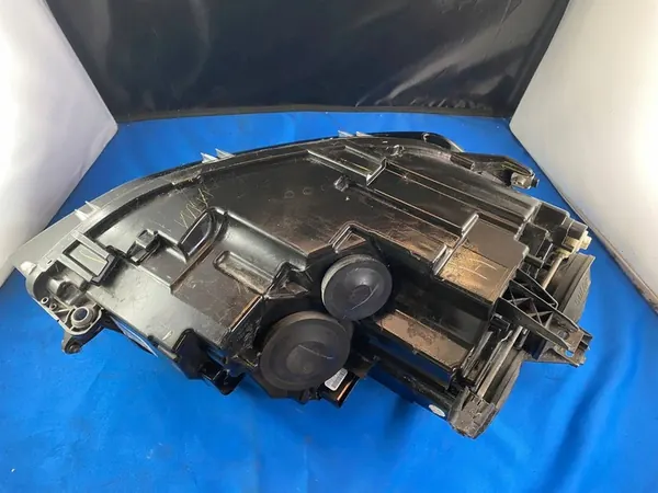 Farol esquerdo Volkswagen Golf VII image 6