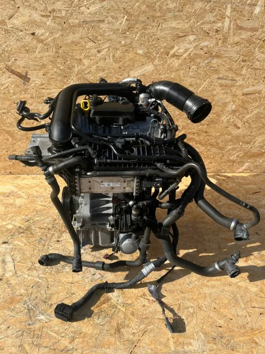 Motor completo 1.0 TSI OEM 5188KM para Audi A3 8Y image 2