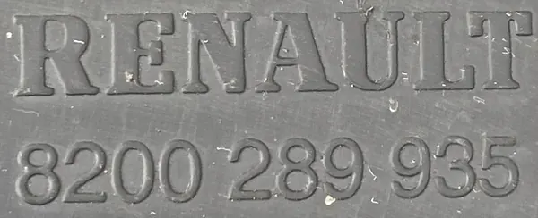 RENAULT CLIO III 07 Left Front Wheel Arch Complete image 3