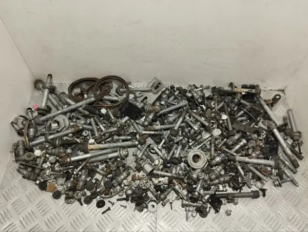 Maserati OEM 195291 Ruuvisarja Quattroporte VI 2014 image 5
