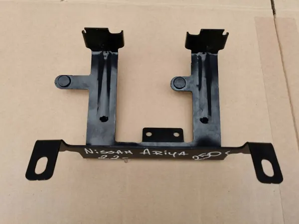 Nissan OEM 62551-5MP0A Keyless-antennin kiinnike image 2
