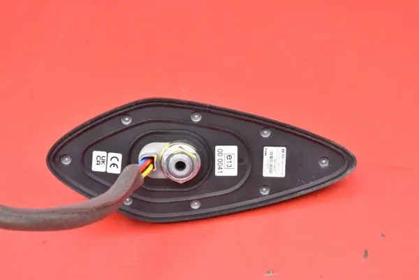 Haifischflossenantenne OEM 96210-N7400EB Schwarz image 5