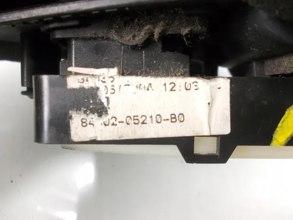 TOYOTA AVENSIS II T25 Raam Schakelaar 84802-05210-B0 image 5