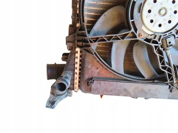 Conjunto Completo de Radiadores con Ventilador Audi Q3 2.0 TDI image 7