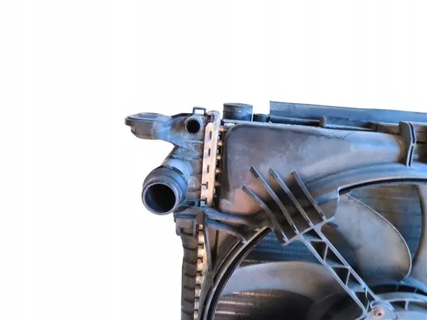 Conjunto Completo de Radiadores con Ventilador Audi Q3 2.0 TDI image 9