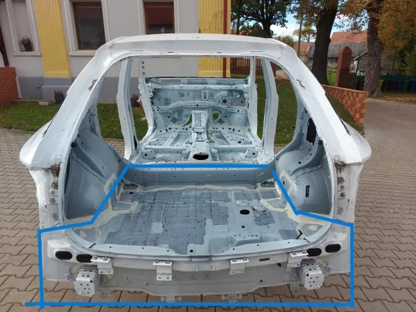 OEM PATWAN taka-säiliö Lexus RX500H 2023- image 2